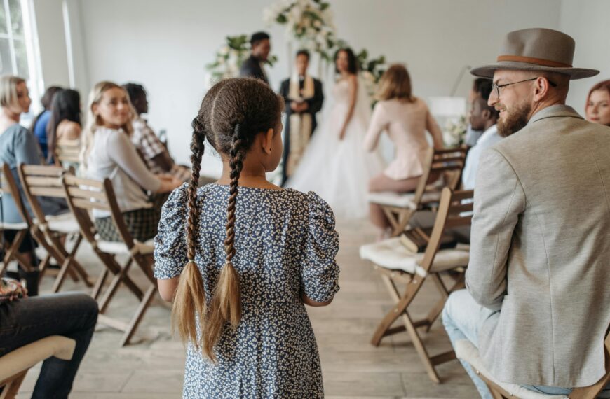 Hosting Guests When You Have Pets: Graceful Prep